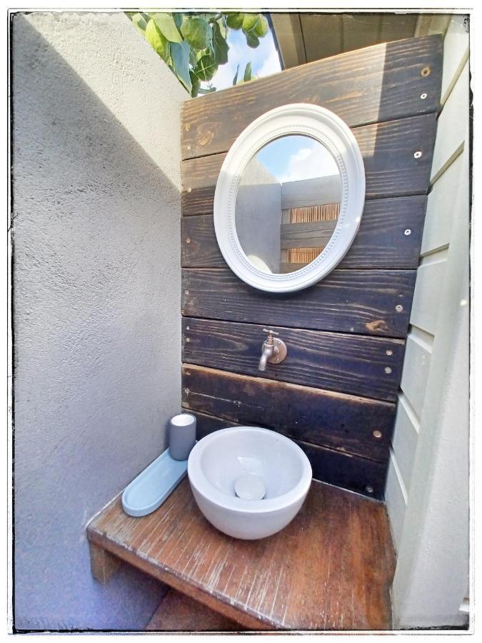 La Cabane D'Artiste Cul de Sac 外观 照片